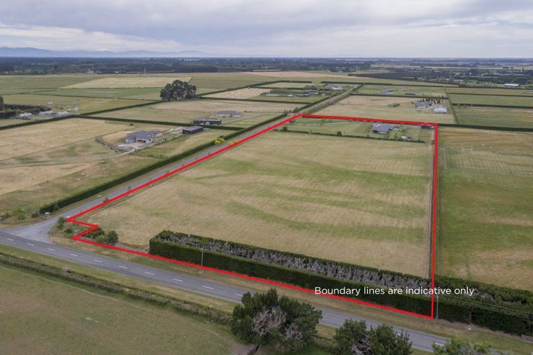 Photo of property in 1/456 Curraghs Road, West Melton, Christchurch, 7676