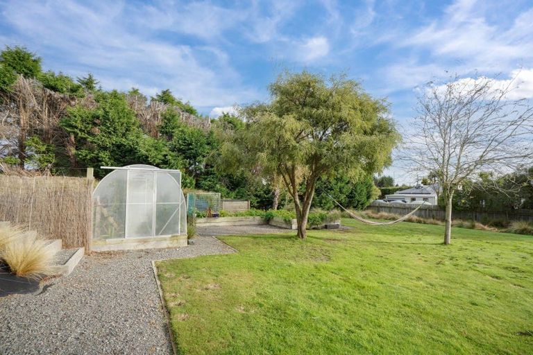 Photo of property in 137 Dunns Road, Otatara, Invercargill, 9879