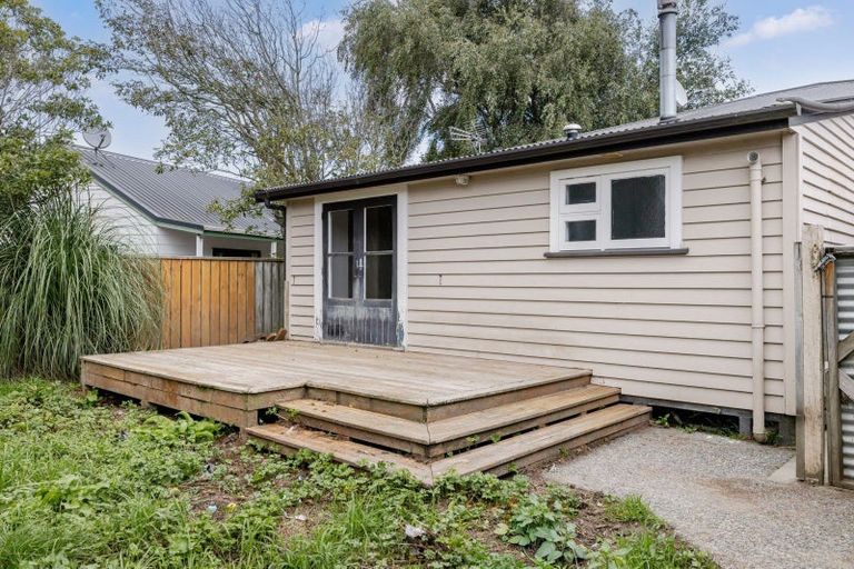 Photo of property in 6 Charles Cross Street, Longburn, Palmerston North, 4412