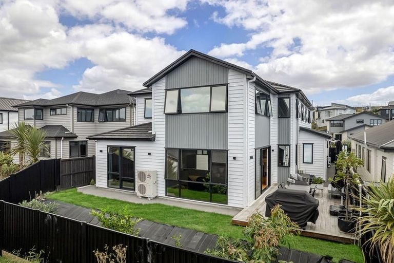 Photo of property in 5 Keel Street, Long Bay, Auckland, 0630