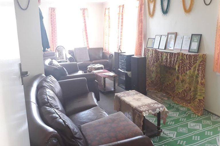 Photo of property in 21 Wakelin Road, Mangere East, Auckland, 2024