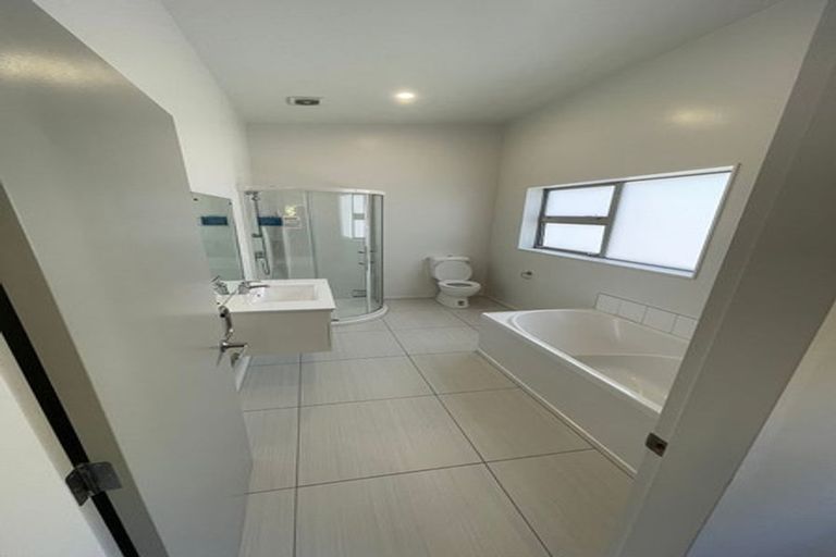 Photo of property in 36c Erlestoke Crescent, Churton Park, Wellington, 6037