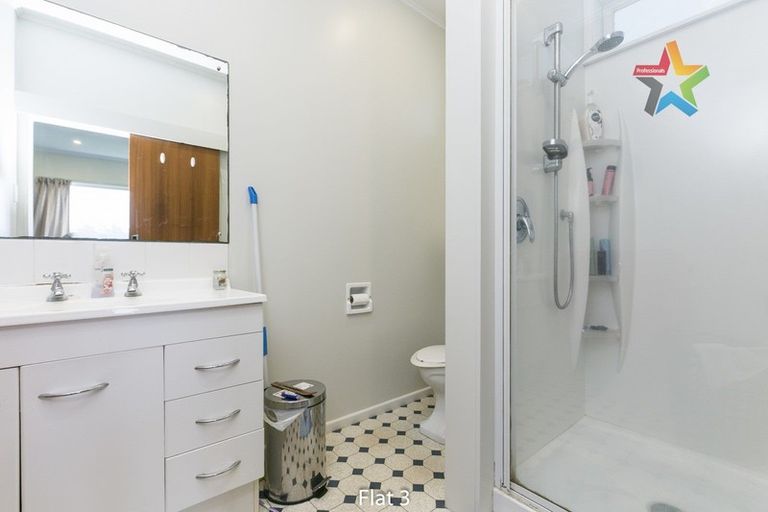 Photo of property in 58 Fairlie Terrace, Kelburn, Wellington, 6021