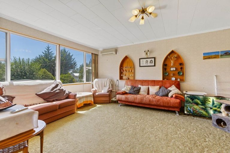 Photo of property in 6 Cambridge Road, Patearoa, 9398