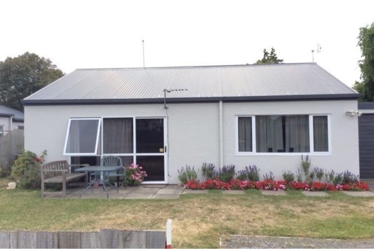 Photo of property in 2/50 Wellington Street, Phillipstown, Christchurch, 8011