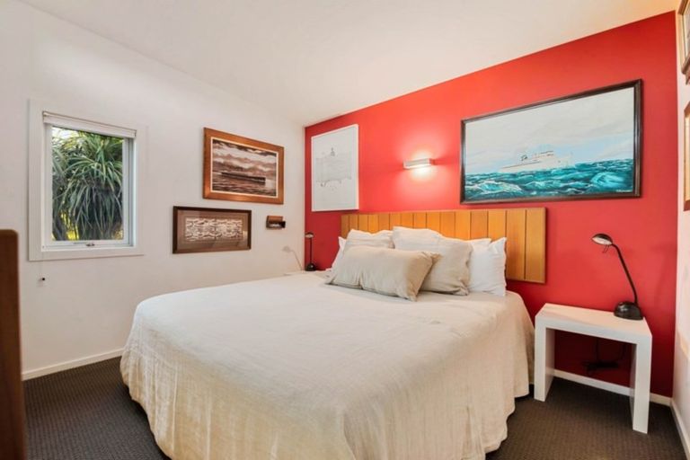 Photo of property in 16 Waimana Place, Wanaka, 9305