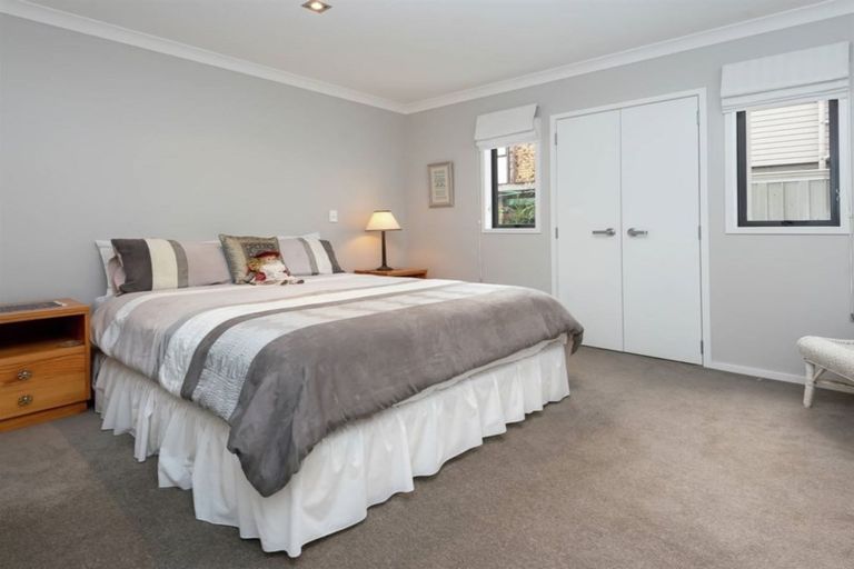 Photo of property in 5 Ullswater Place, Half Moon Bay, Auckland, 2012