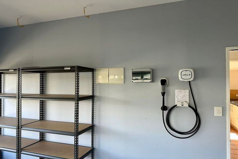 Photo of property in 63 Awamutu Grove, Waiwhetu, Lower Hutt, 5010