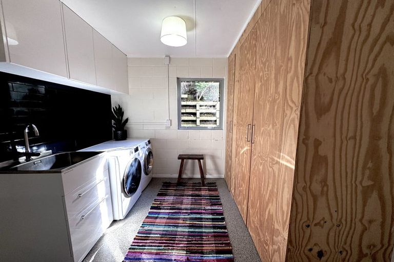 Photo of property in 35 Bedford Street, Patea, 4520