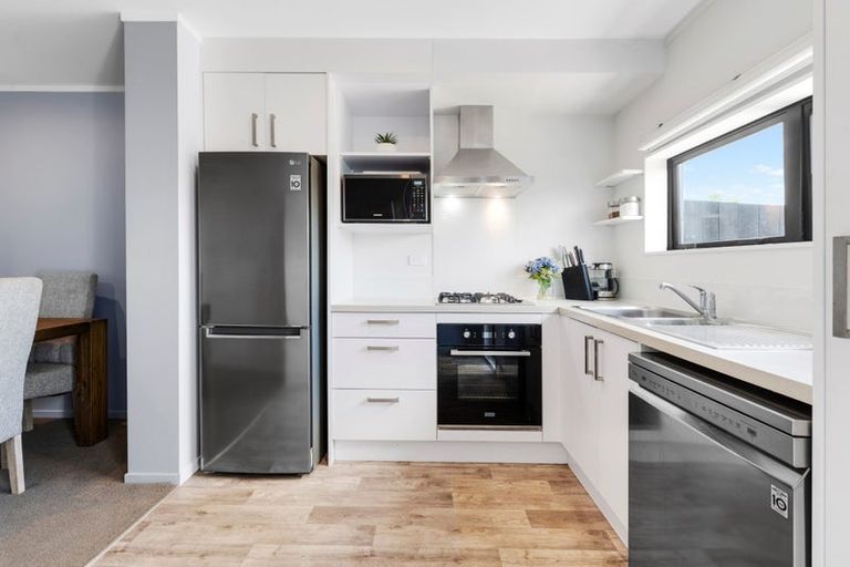 Photo of property in 95 Battalion Drive, Papakura, 2110