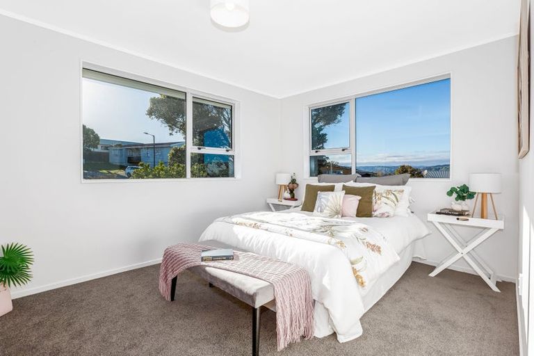 Photo of property in 19 Sombrero View, Ascot Park, Porirua, 5024