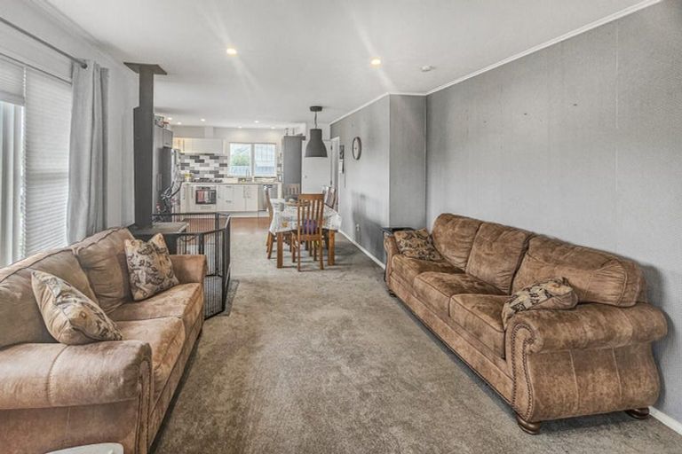 Photo of property in 33 Holyrood Street, Taradale, Napier, 4112