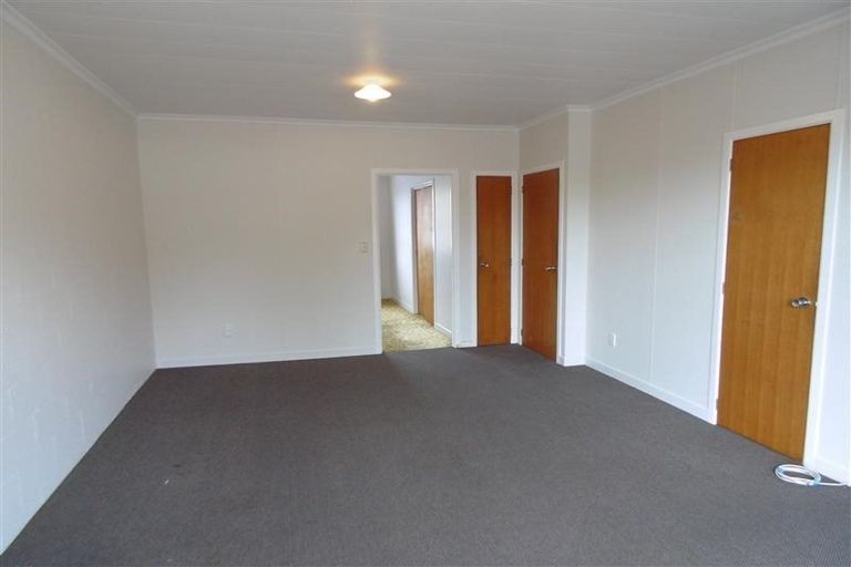 Photo of property in 10d Govett Avenue, Frankleigh Park, New Plymouth, 4310