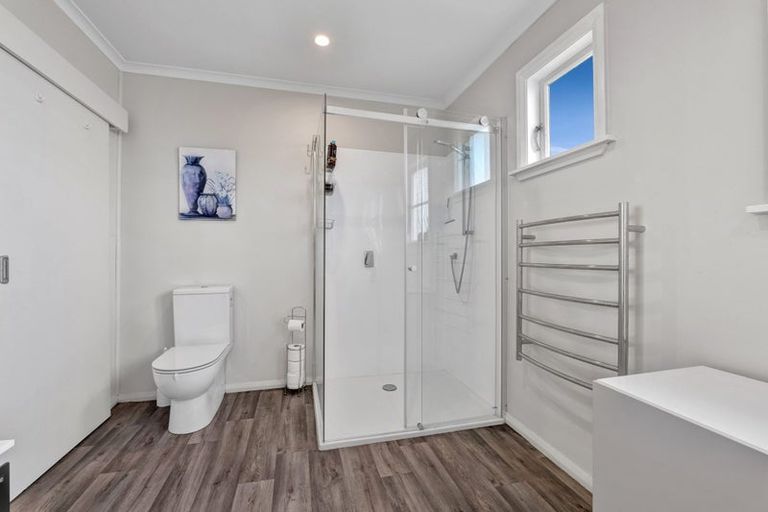 Photo of property in 140 Miranda Street, Stratford, 4332