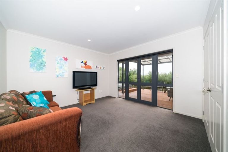Photo of property in 389 Kahuterawa Road, Linton, Palmerston North, 4472