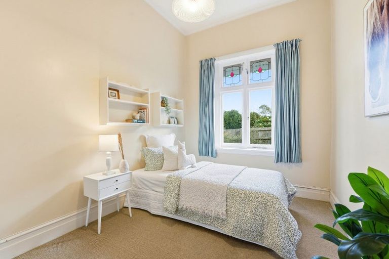 Photo of property in 80 Great North Road, Saint Johns Hill, Whanganui, 4500