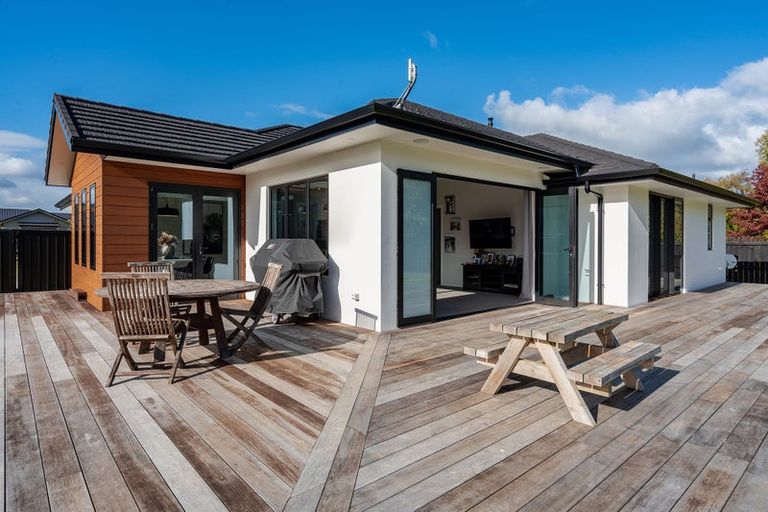 Photo of property in 8 Buckeye Grove, Outram, 9019