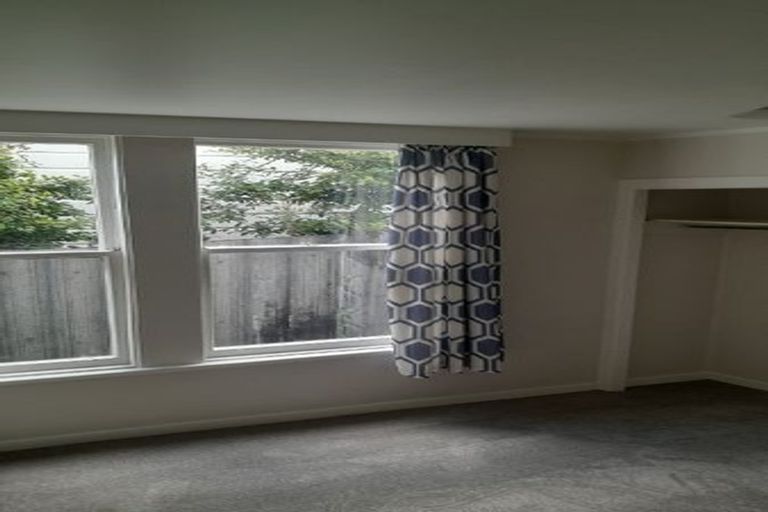 Photo of property in 50 Porritt Avenue, Mount Victoria, Wellington, 6011