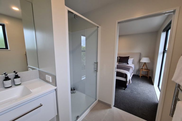 Photo of property in 1/102 Creyke Road, Ilam, Christchurch, 8041