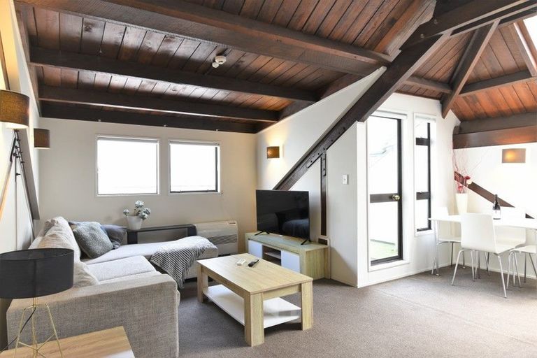 Photo of property in 10/7 Liverpool Street, Dunedin Central, Dunedin, 9016