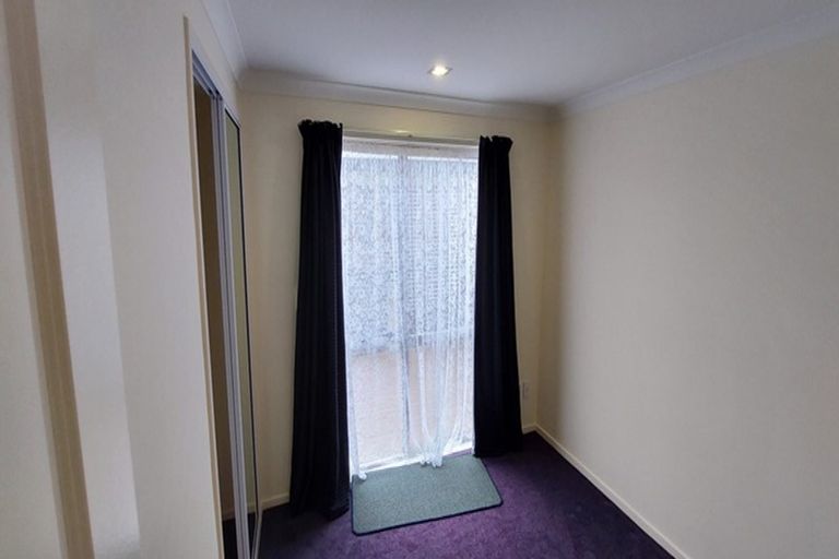 Photo of property in 72a Sheridan Terrace, Johnsonville, Wellington, 6037
