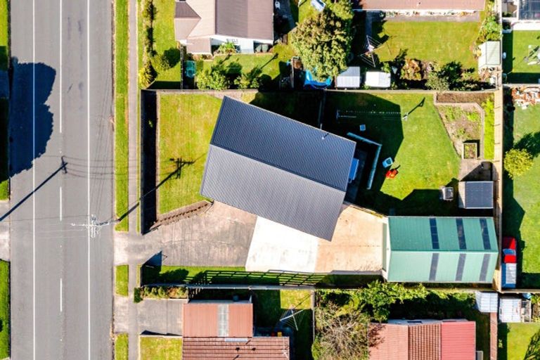 Photo of property in 35 Collins Street, Hawera, 4610