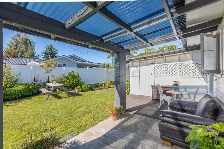 Photo of property in 73 Middle Road, Havelock North, 4130