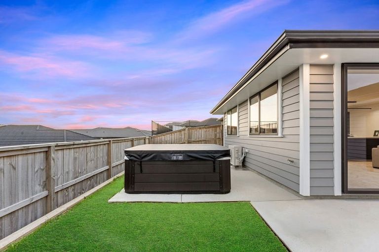 Photo of property in 157 Hitchen Road, Pokeno, 2402