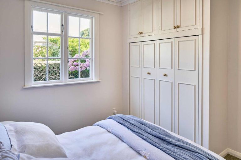 Photo of property in 107 Oroua Street, Eastbourne, Lower Hutt, 5013