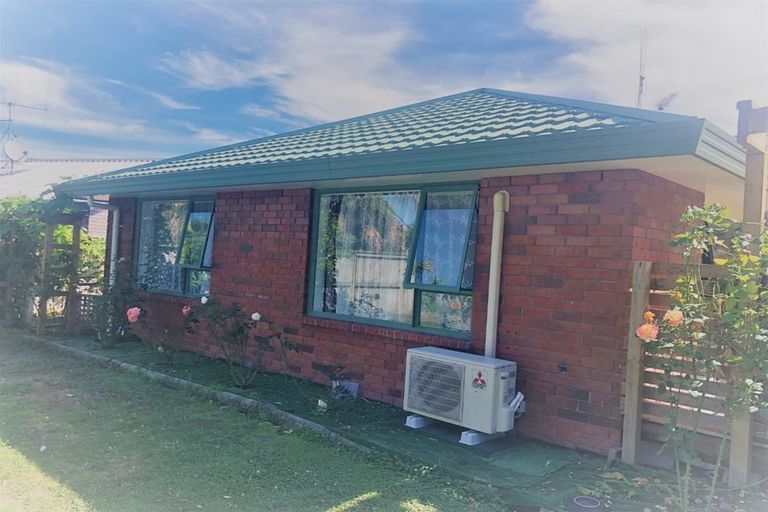 Photo of property in 25 Newfield Drive, Fairview Downs, Hamilton, 3214