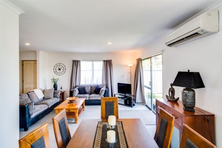 Photo of property in 227 Taradale Road, Pirimai, Napier, 4112