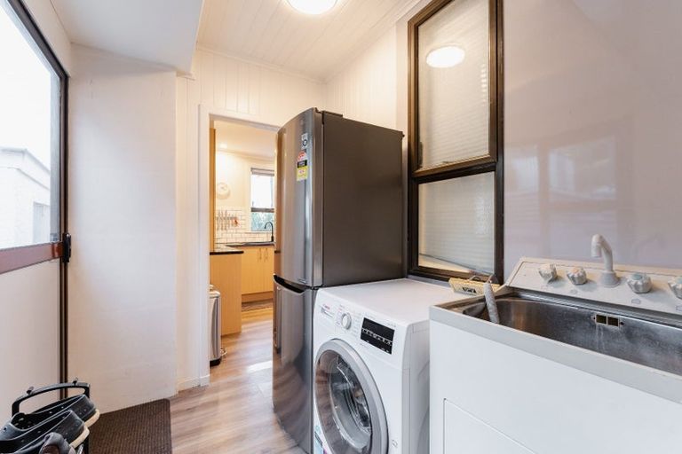 Photo of property in 94 Main South Road, Green Island, Dunedin, 9018