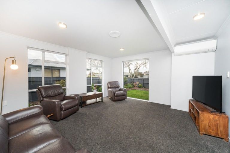 Photo of property in 66 Kaimanawa Street, Kelvin Grove, Palmerston North, 4414