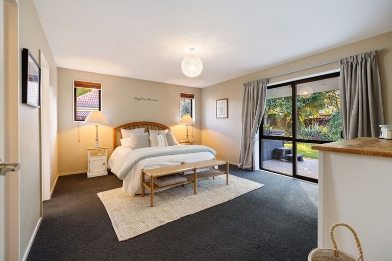 Photo of property in 27b Montclare Avenue, Ilam, Christchurch, 8041