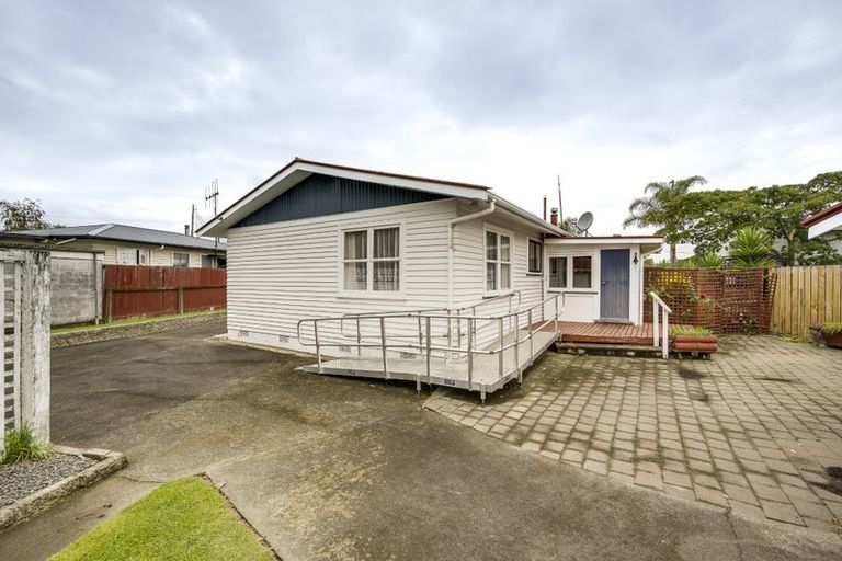 Photo of property in 50 Tavistock Road, Waipukurau, 4200