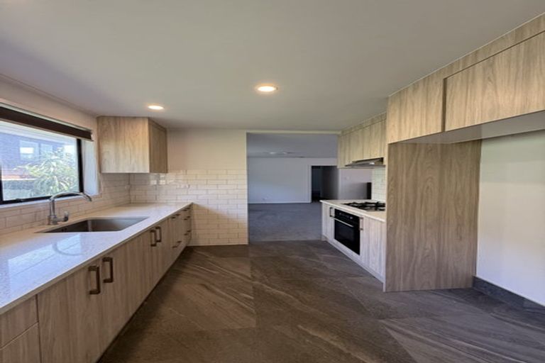 Photo of property in 1/9 Opua Street, Belmont, Auckland, 0622