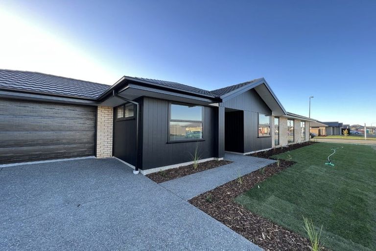 Photo of property in 70 Nethercote Way, Rolleston, 7614