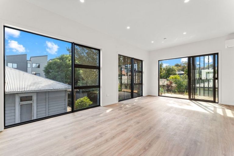 Photo of property in 4/65 Friedlanders Road, Manurewa, Auckland, 2102