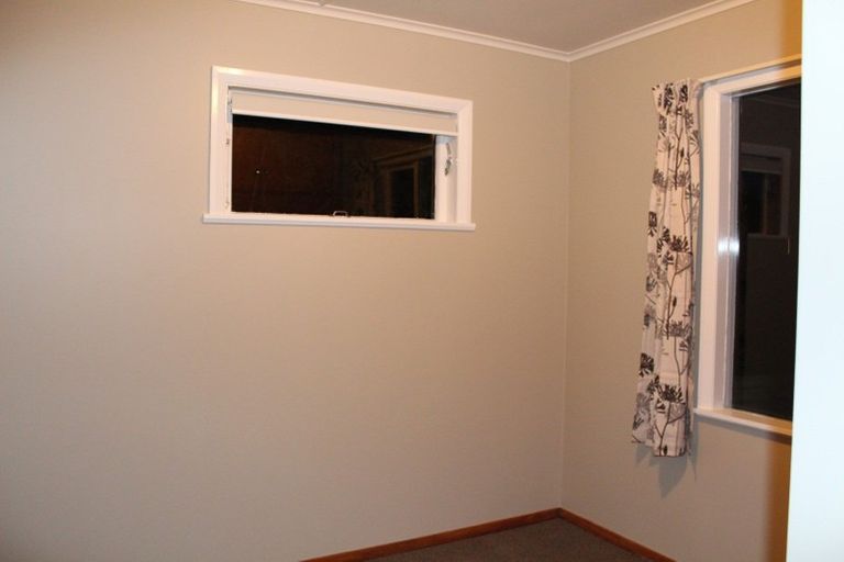 Photo of property in 30 Pitama Road, Awapuni, Palmerston North, 4412