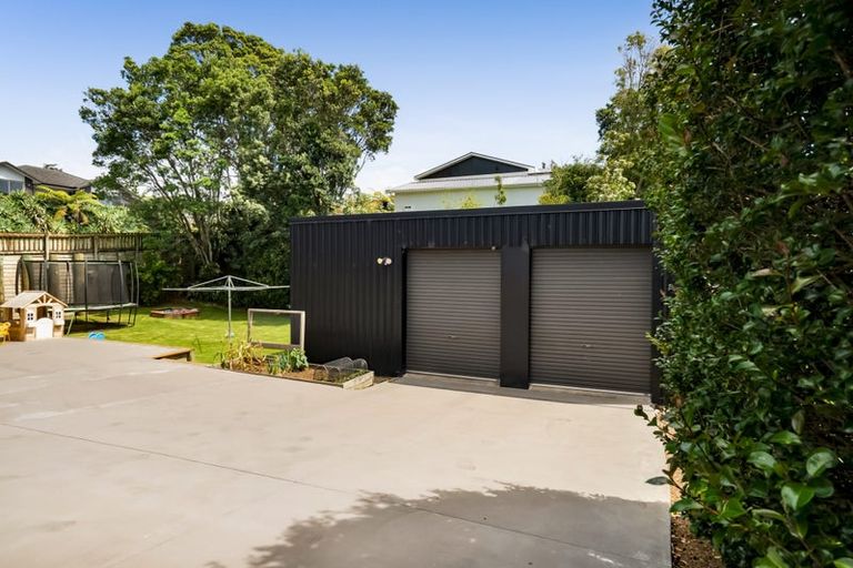 Photo of property in 112 Smart Road, Glen Avon, New Plymouth, 4312
