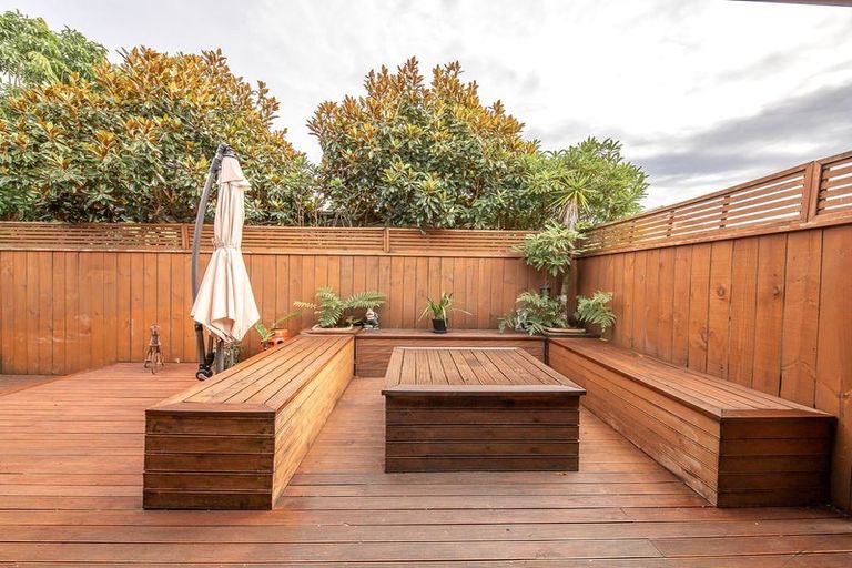 Photo of property in 42 Peel Street, Westport, 7825