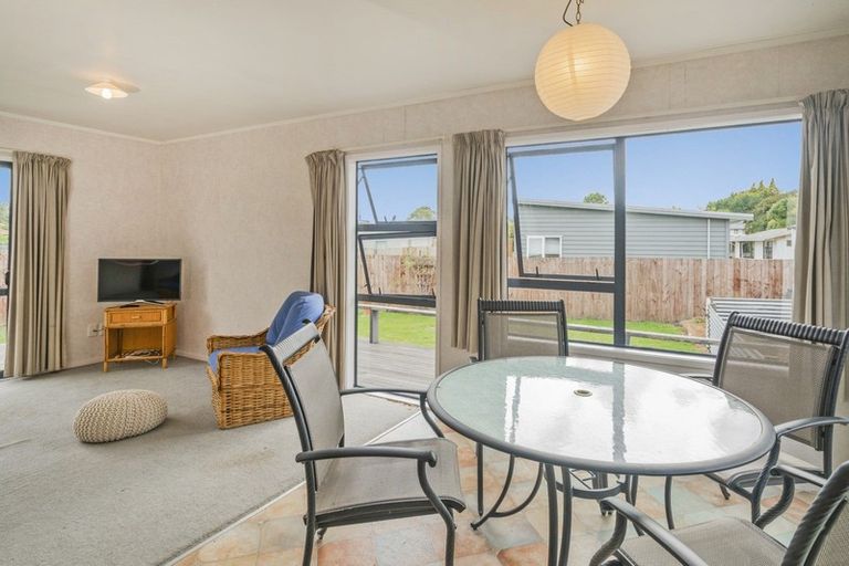 Photo of property in 13 Mayfair Close, Whitianga, 3510