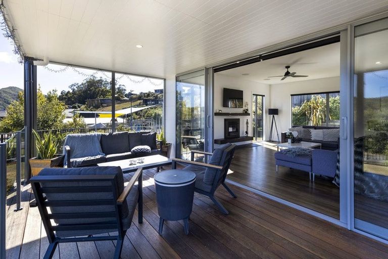 Photo of property in 2 Fantail Heights, Picton, 7220