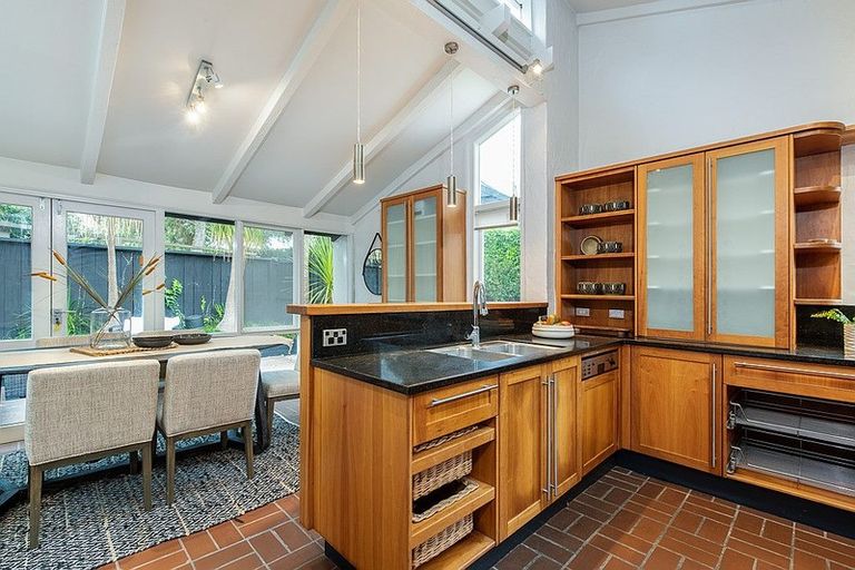 Photo of property in 277 Beach Road, Campbells Bay, Auckland, 0630