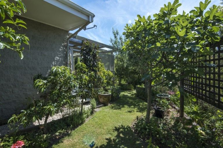 Photo of property in 149b Waikawa Road, Picton, 7220