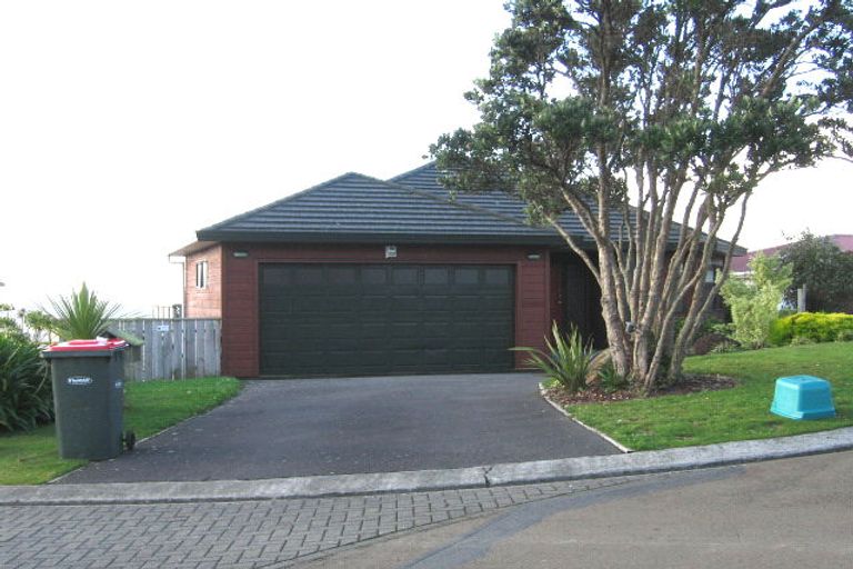 Photo of property in 20 Pelorous Street, Paparangi, Wellington, 6037