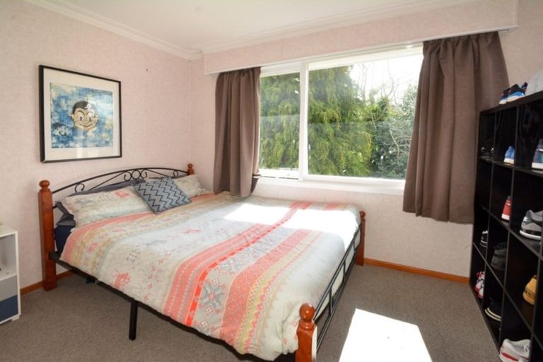 Photo of property in 18 Colquhoun Street, Glenross, Dunedin, 9011