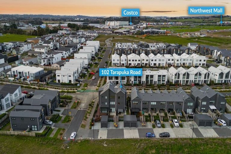 Photo of property in 102 Tarapuka Road, Westgate, Auckland, 0814