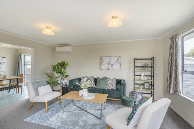 Photo of property in 37 Parakai Street, Paraparaumu, 5032