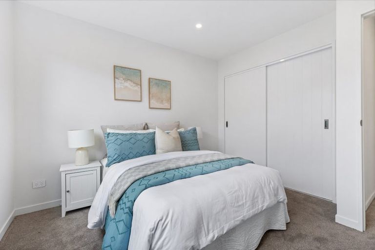 Photo of property in 12e Gordon Avenue, Milford, Auckland, 0620